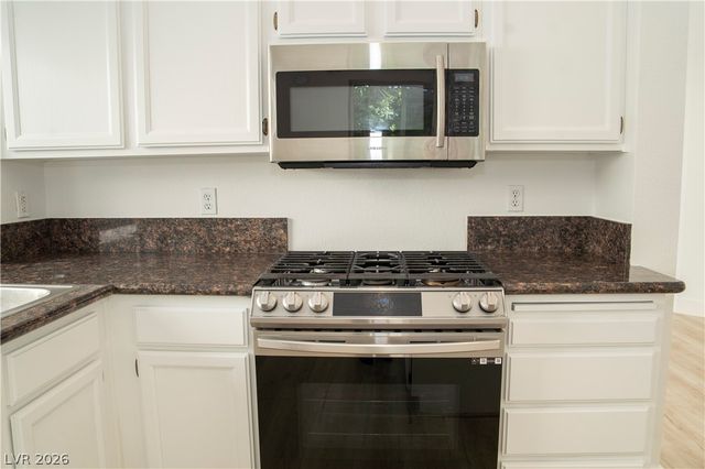 1417 Country Hollow Drive, Las Vegas, NV 89117