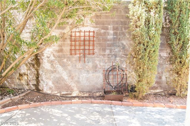 1417 Country Hollow Drive, Las Vegas, NV 89117