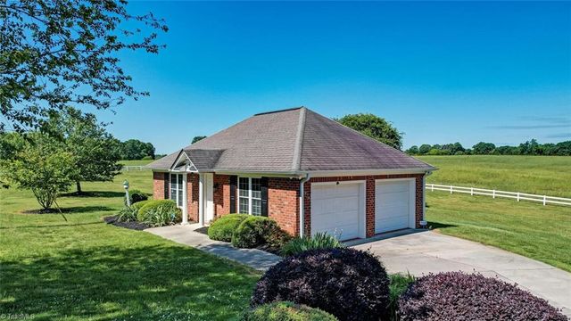 915 Iron Works Road, Reidsville, NC 27320