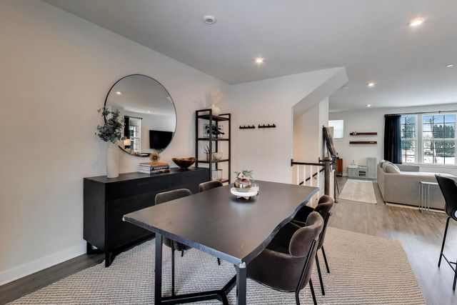 187 Canterbury Way 3D, Lake Zurich, IL 60047