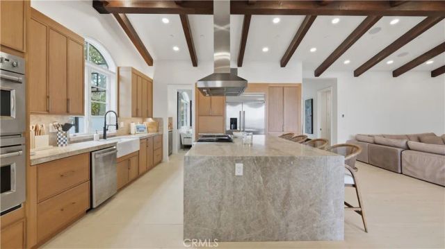 44 Drakes Bay Drive, Corona Del Mar, CA 92625