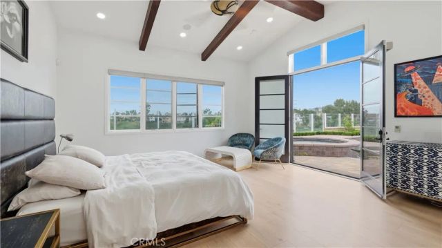 44 Drakes Bay Drive, Corona Del Mar, CA 92625