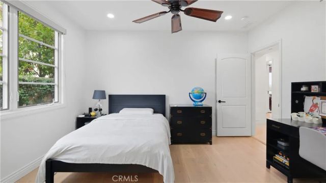 44 Drakes Bay Drive, Corona Del Mar, CA 92625