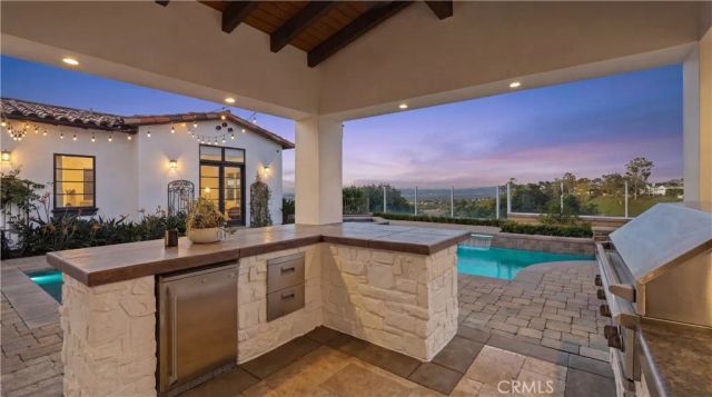 44 Drakes Bay Drive, Corona Del Mar, CA 92625