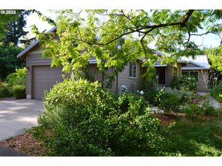 18615 S GRASLE Rd, Oregon City, OR 97045
