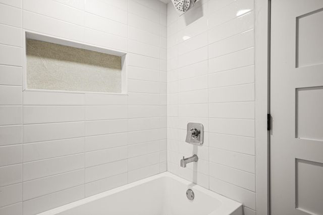 6807 Woodhue DR A, Austin, TX 78745