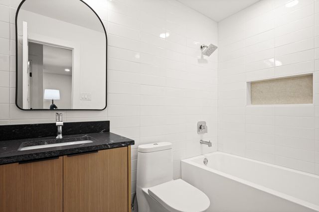 6807 Woodhue DR A, Austin, TX 78745