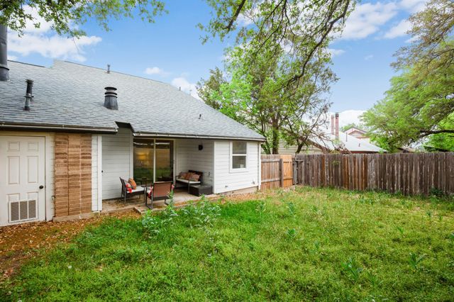 6807 Woodhue DR A, Austin, TX 78745