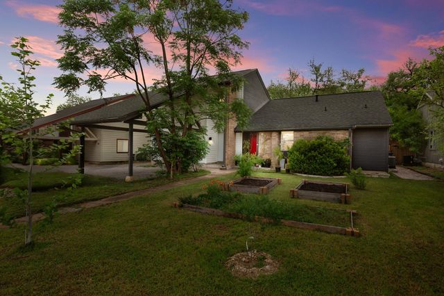 6807 Woodhue DR A, Austin, TX 78745