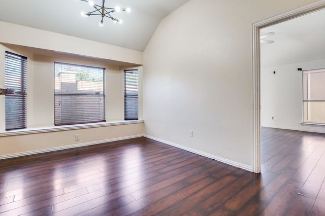 801 Lowe Drive, Cedar Hill, TX 75104