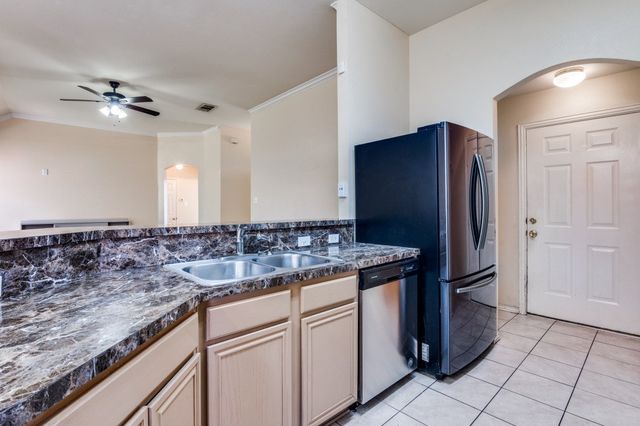 801 Lowe Drive, Cedar Hill, TX 75104