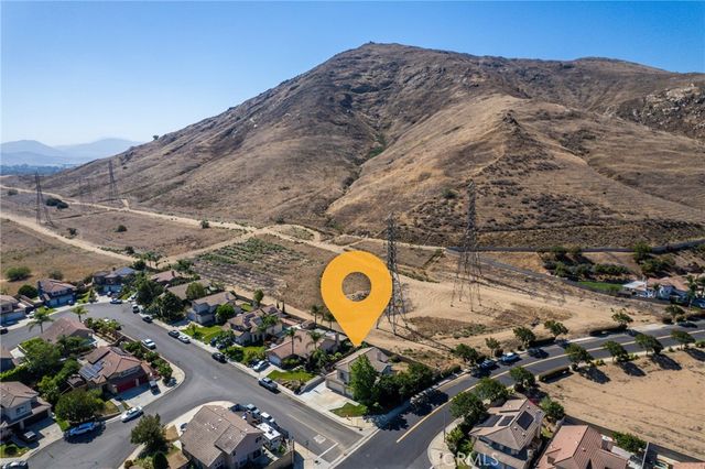 17229 Avenue Del Sol, Fontana, CA 92337