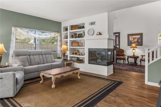 17229 Avenue Del Sol, Fontana, CA 92337