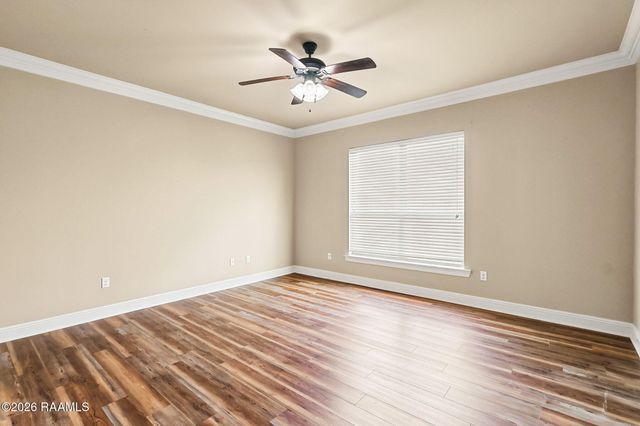 210 Woodhaven Road, Youngsville, LA 70592