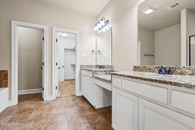 210 Woodhaven Road, Youngsville, LA 70592