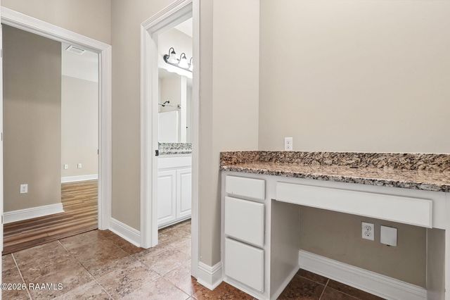 210 Woodhaven Road, Youngsville, LA 70592