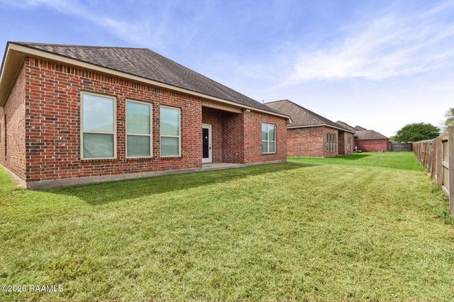 210 Woodhaven Road, Youngsville, LA 70592