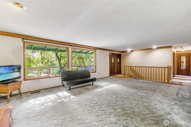 8419 121st Street E, Puyallup, WA 98373