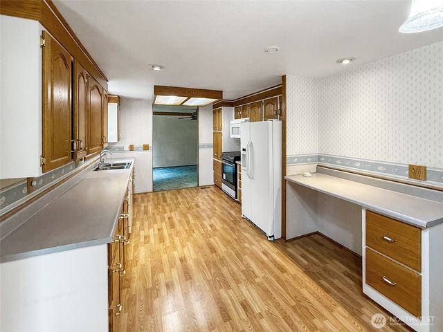 8419 121st Street E, Puyallup, WA 98373
