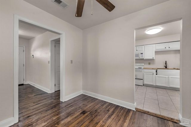 303 SE Gilliland Rd, Pensacola, FL 32507