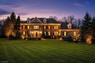 56 WILL LANE, Watchung Boro, NJ 07069