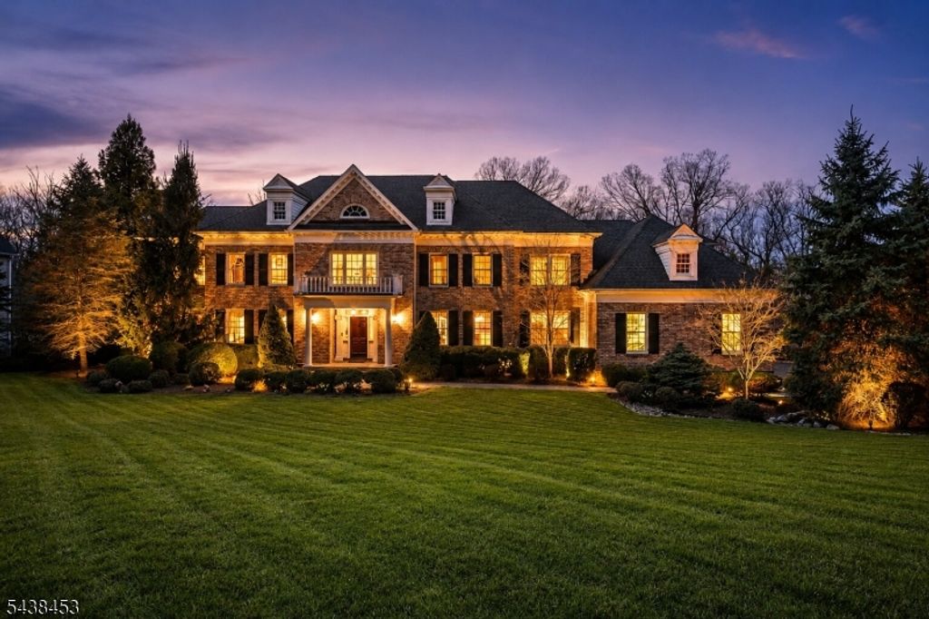 56 WILL LANE, Watchung Boro, NJ 07069