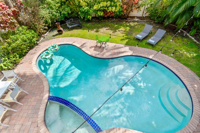 614 SE 5th Court, Fort Lauderdale, FL 33301