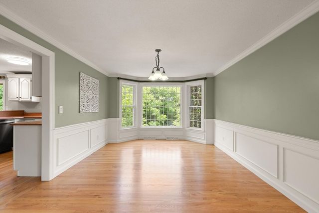 50 Farm Hill Rd, Wrentham, MA 02093