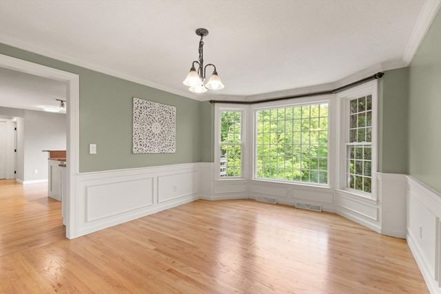 50 Farm Hill Rd, Wrentham, MA 02093