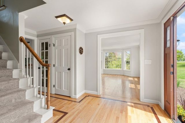 50 Farm Hill Rd, Wrentham, MA 02093