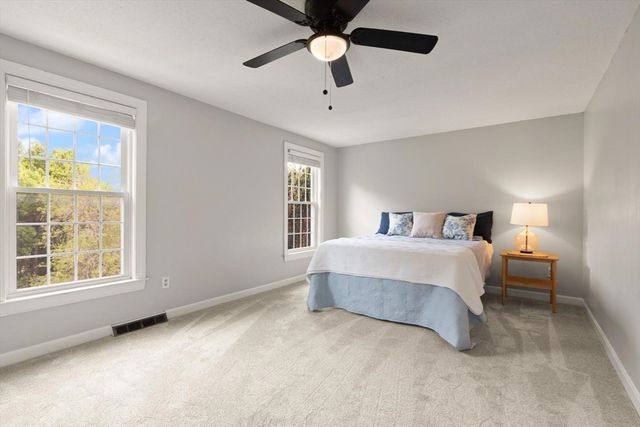 50 Farm Hill Rd, Wrentham, MA 02093