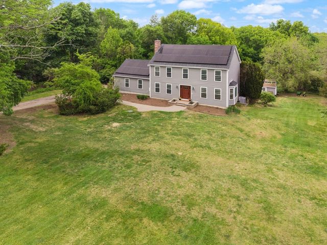 50 Farm Hill Rd, Wrentham, MA 02093