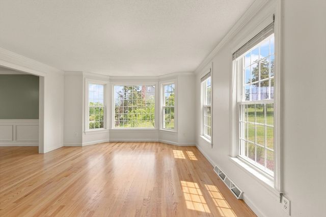 50 Farm Hill Rd, Wrentham, MA 02093