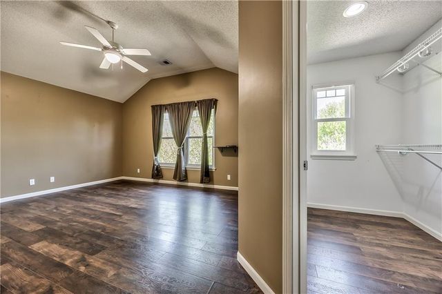 16249 W 156th Terrace, Olathe, KS 66062