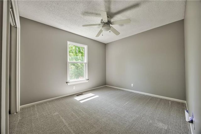 16249 W 156th Terrace, Olathe, KS 66062