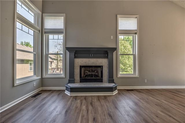 16249 W 156th Terrace, Olathe, KS 66062