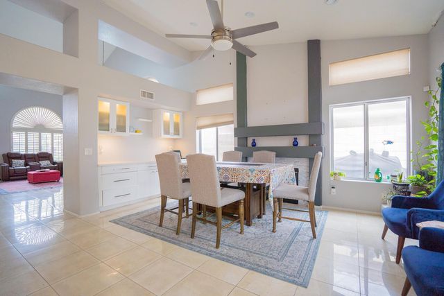 4613 E Desert Cactus Street, Phoenix, AZ 85032