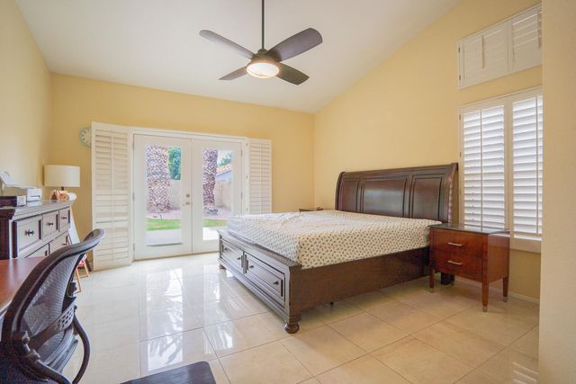 4613 E Desert Cactus Street, Phoenix, AZ 85032