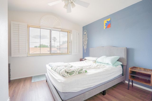 4613 E Desert Cactus Street, Phoenix, AZ 85032