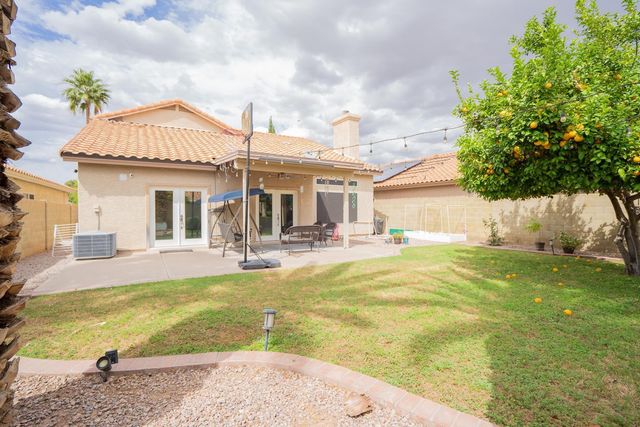 4613 E Desert Cactus Street, Phoenix, AZ 85032