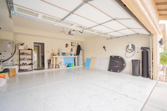 4613 E Desert Cactus Street, Phoenix, AZ 85032