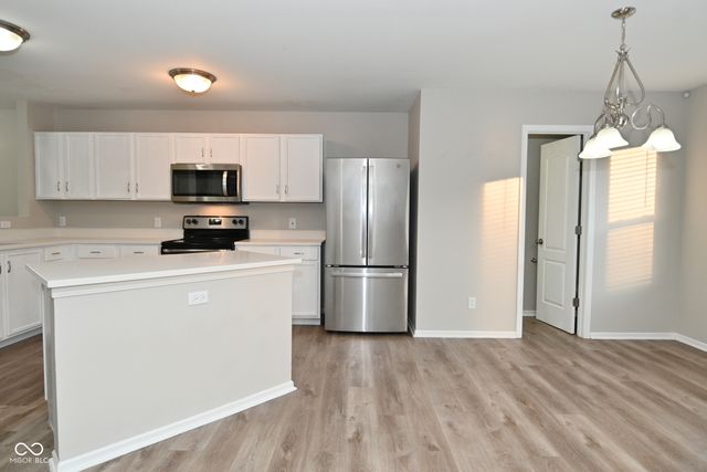 607 Greenway Street, Greenwood, IN 46143