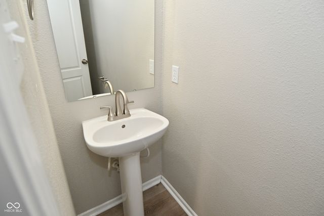 607 Greenway Street, Greenwood, IN 46143