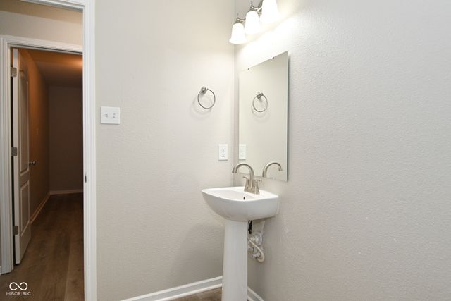 607 Greenway Street, Greenwood, IN 46143