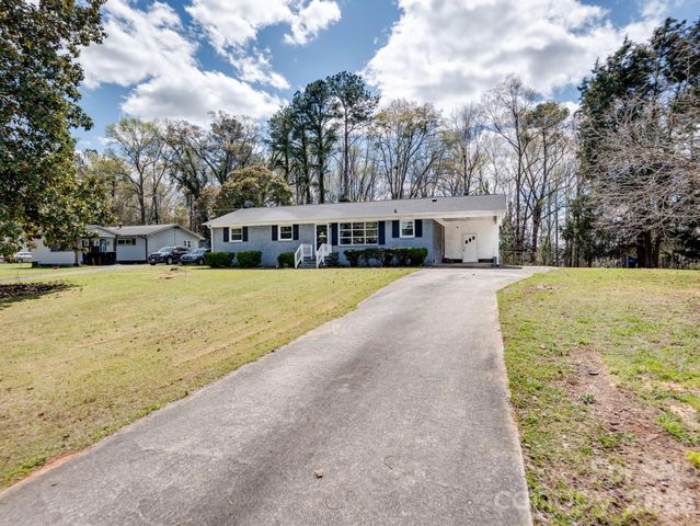 1309 Crestfield Drive, Lancaster, SC 29720