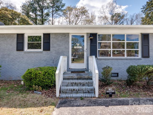 1309 Crestfield Drive, Lancaster, SC 29720