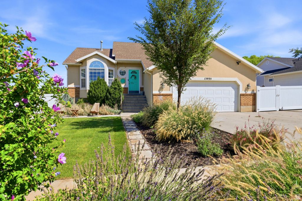 13935 S LOOKOUT PEAK DR, Riverton, UT 84096 — exterior