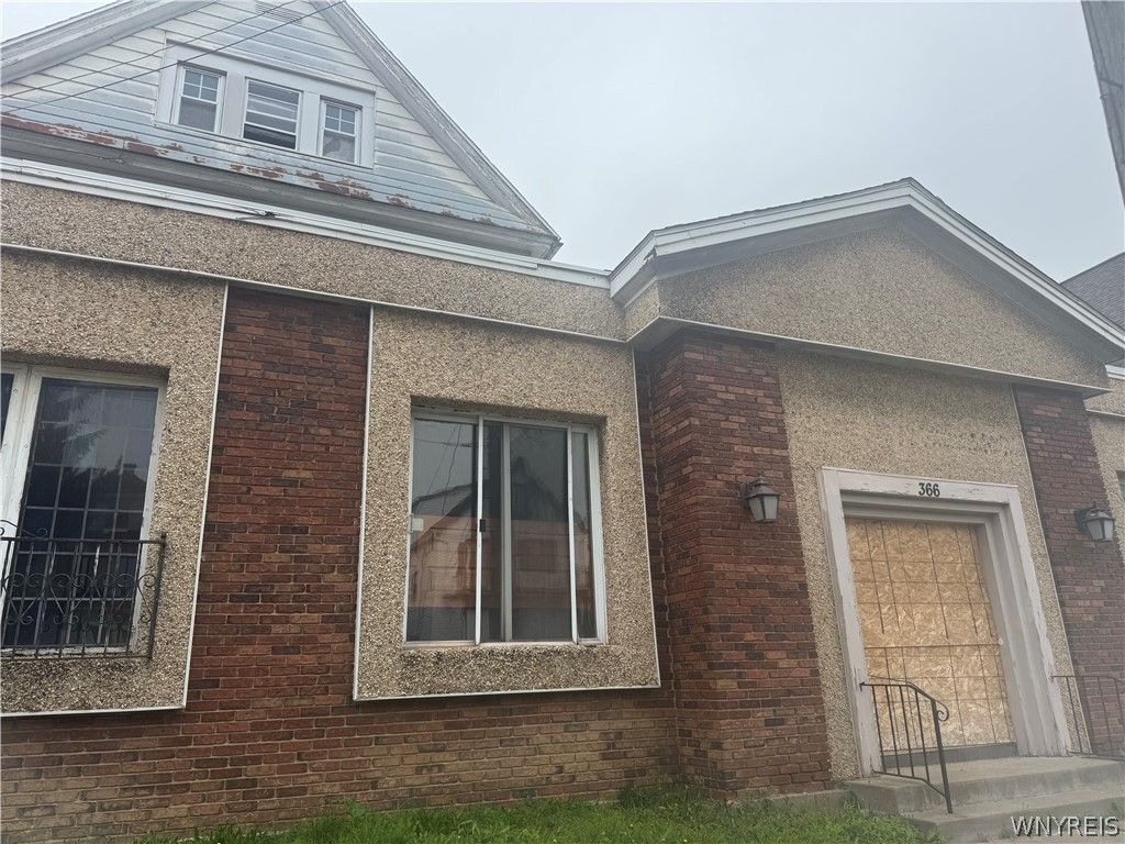 366 Ontario Street, Buffalo, NY 14207