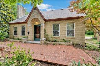 320 S Pleasant Street, Springdale, AR 72764