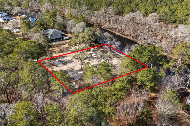 1716 Gray Oaks Dr., Conway, SC 29526